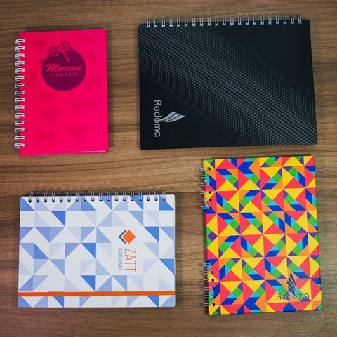 BRINDES CADERNOS E AGENDAS